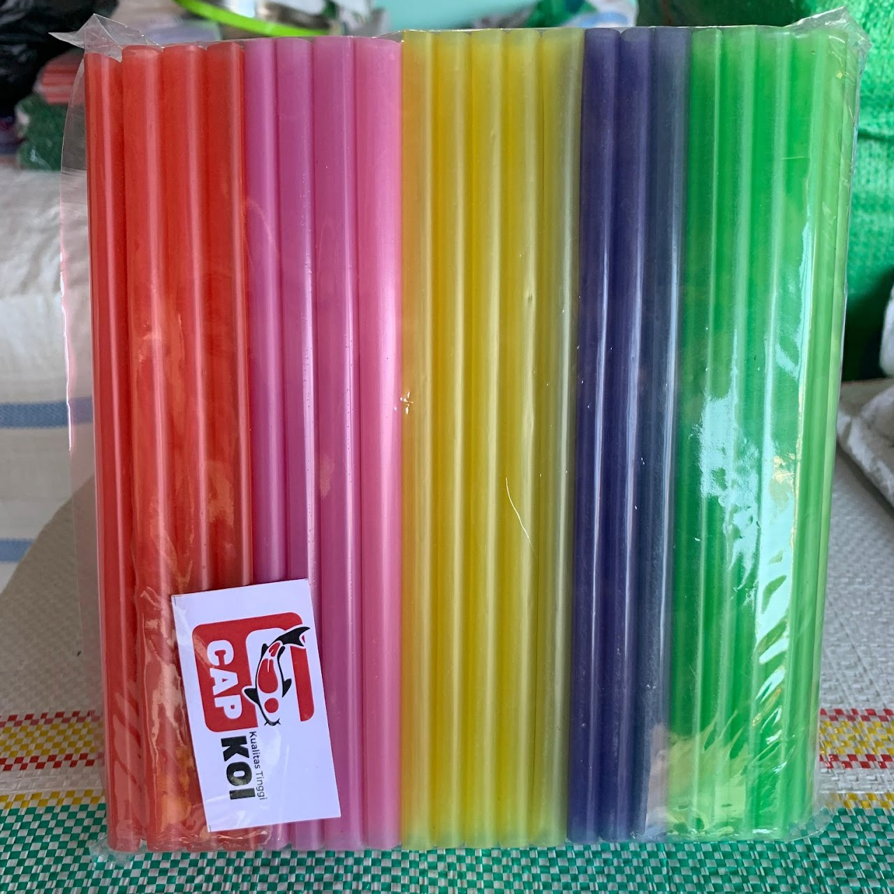 Sedotan Pop Ice